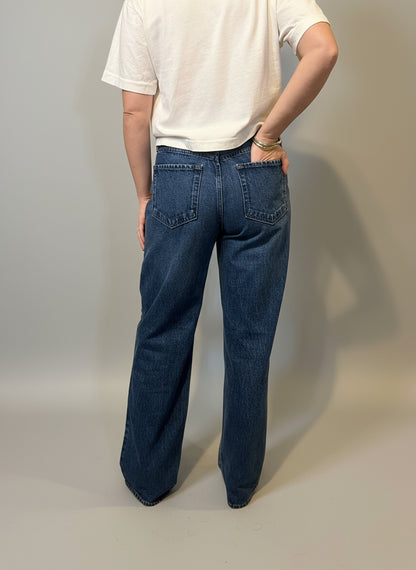 The Straight Cut Jeans