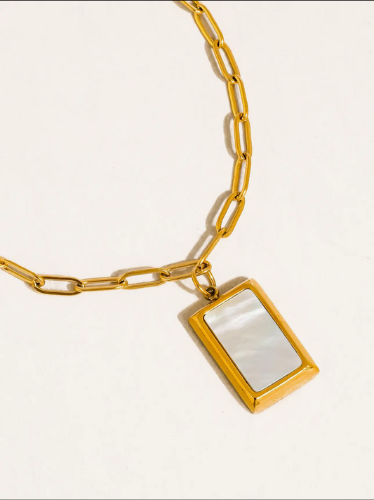 The Versa Necklace